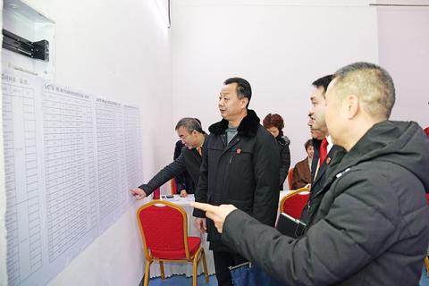 僵尸企业出清服务(僵尸企业出清的模式和创新举措)德令哈市