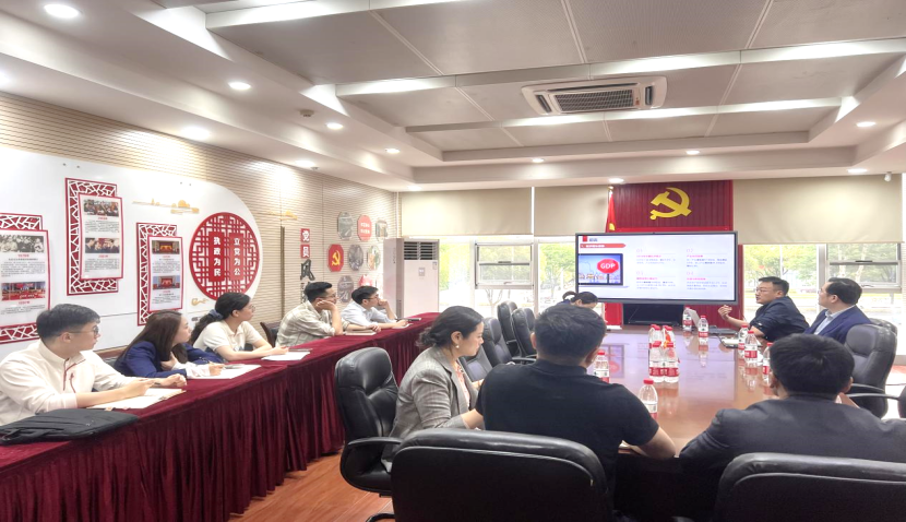 政策解读咨询机构(政策咨询机构的职责主要)德令哈市